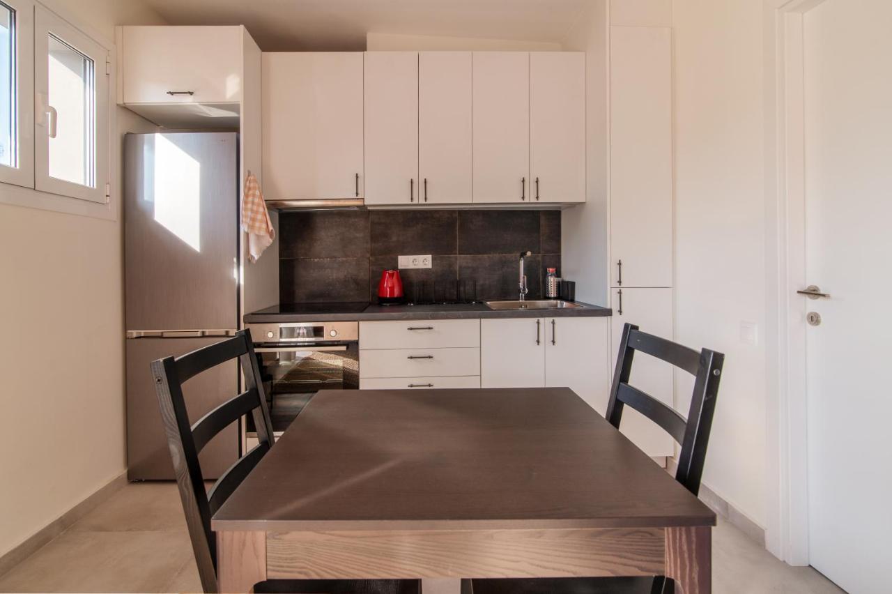 Stunning 2-Bedrooms Apartment In The Heart Of Athene Buitenkant foto