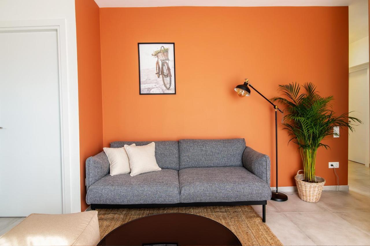 Stunning 2-Bedrooms Apartment In The Heart Of Athene Buitenkant foto