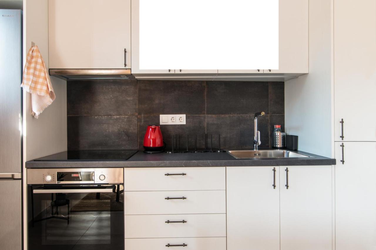 Stunning 2-Bedrooms Apartment In The Heart Of Athene Buitenkant foto